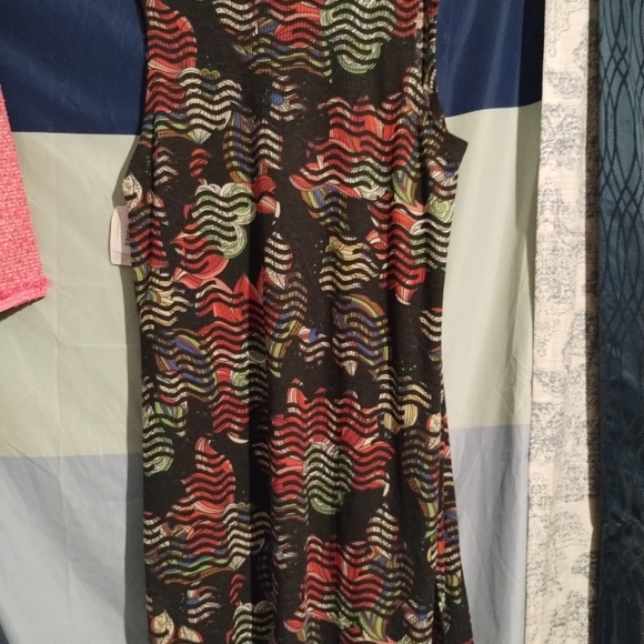 Lularoo - Picture 3 of 4